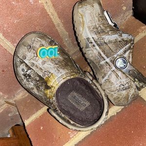 Camouflage kids Crocs Size 7 shoes